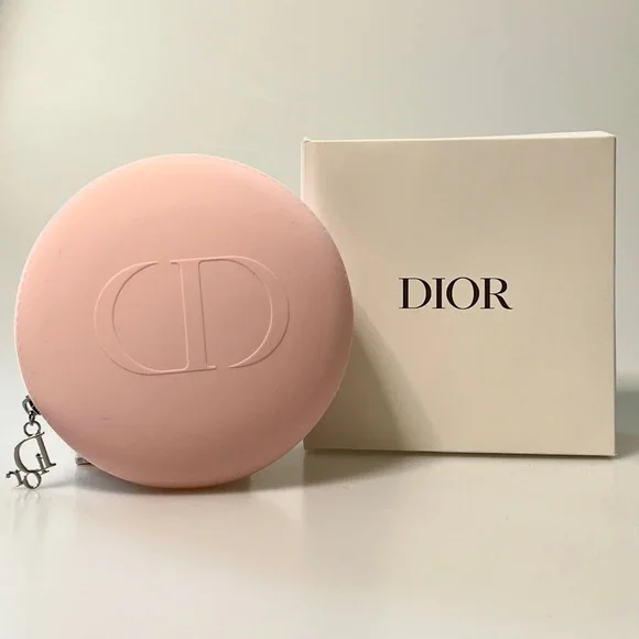 Dior Pink Compact Case - Picture 2 of 5
